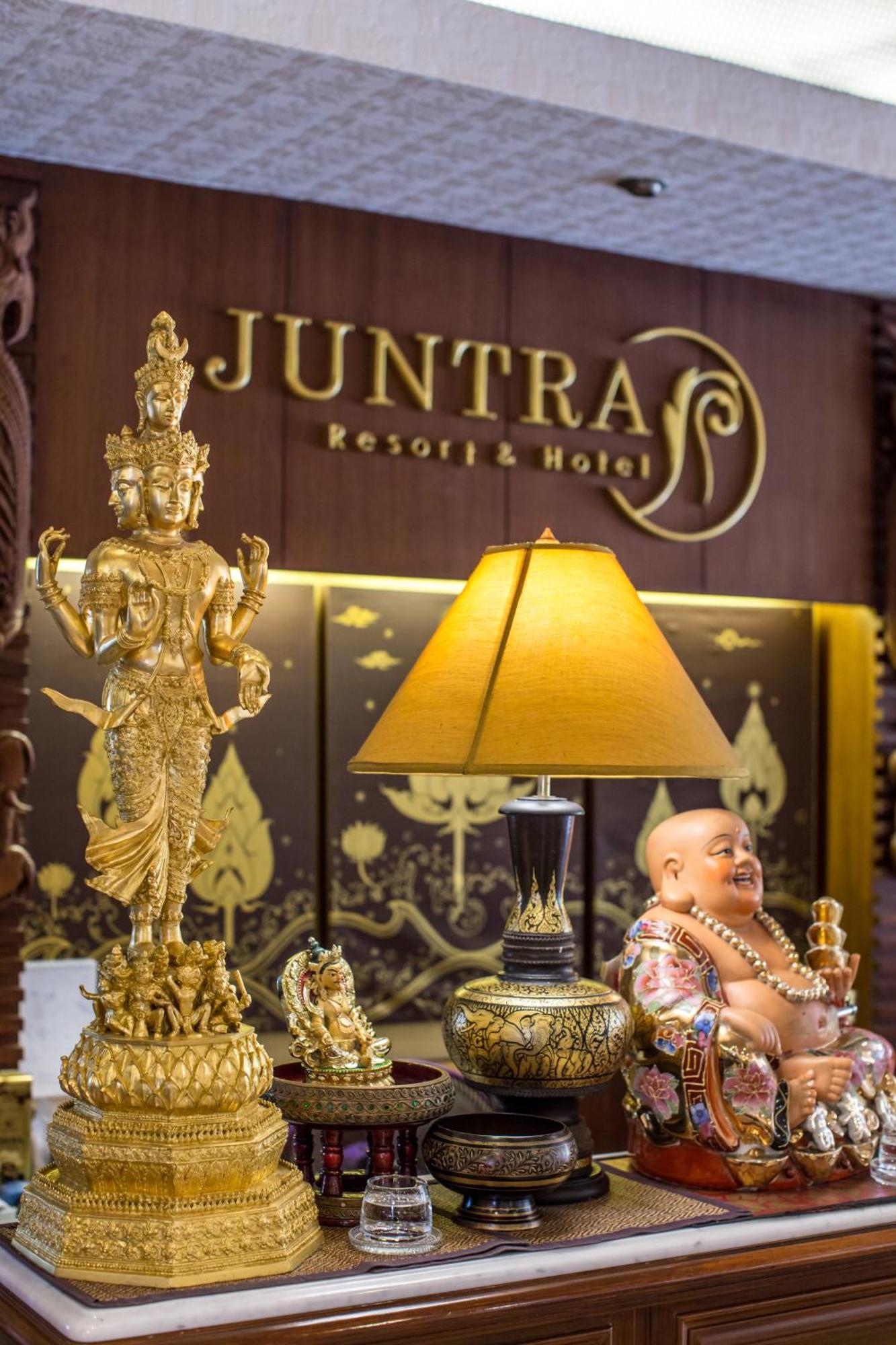 Juntra Resort & Hotel Nakhonnajok Kültér fotó