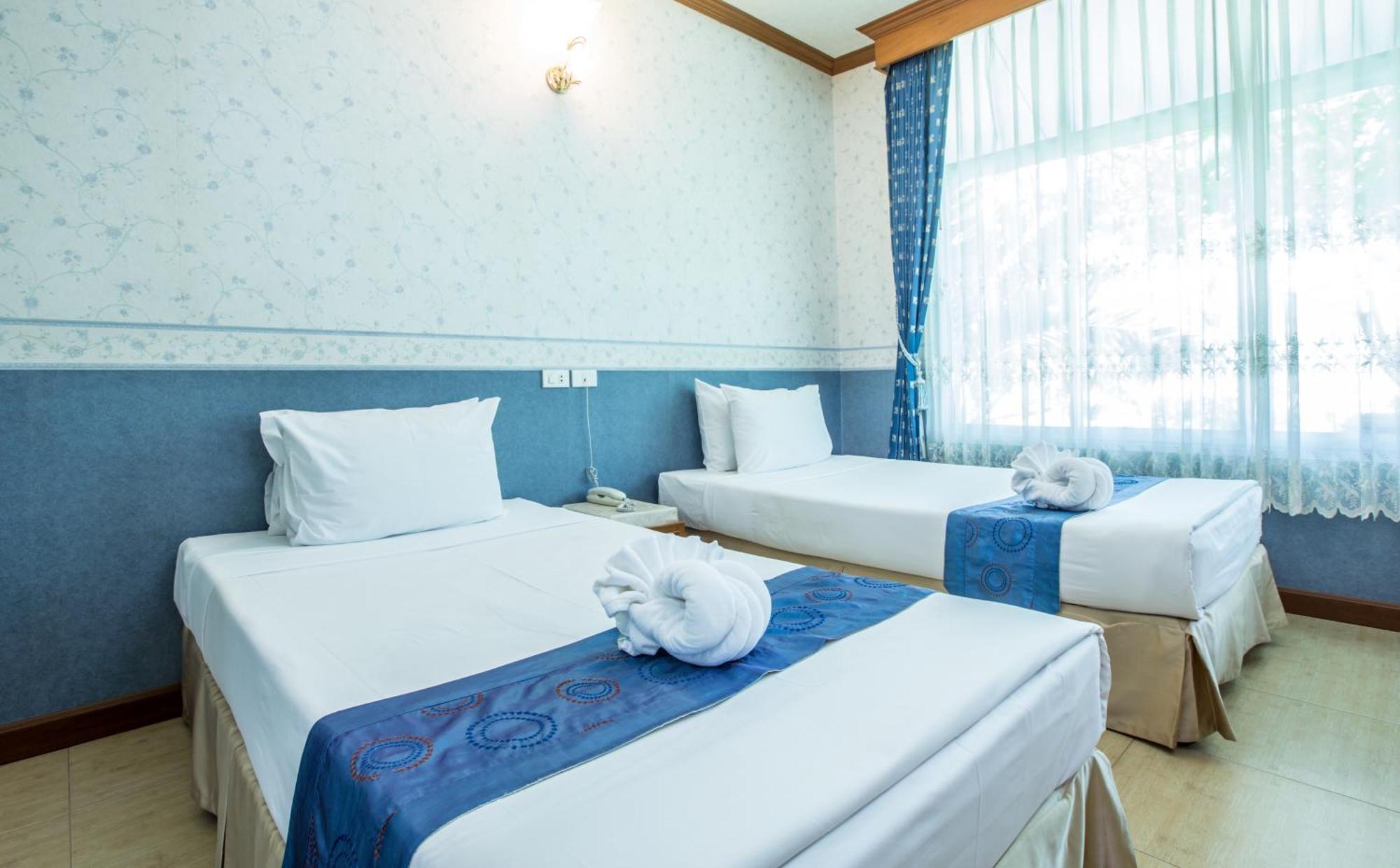 Juntra Resort & Hotel Nakhonnajok Kültér fotó